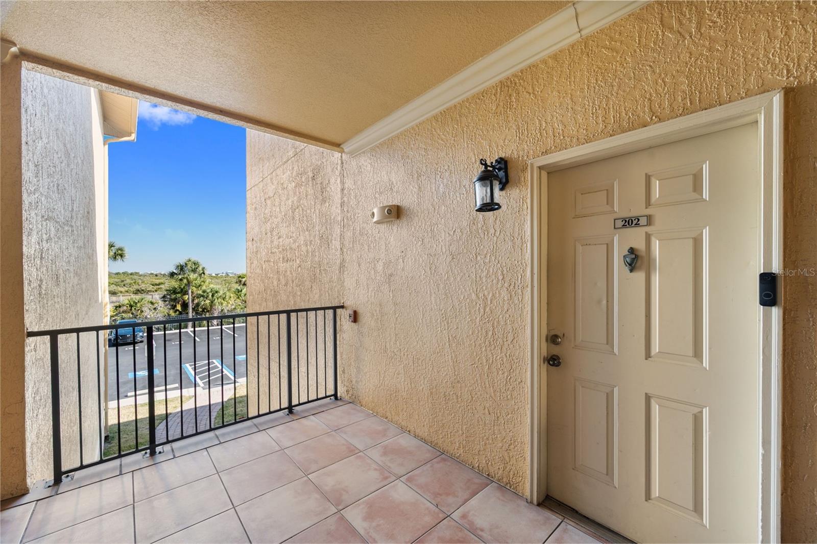 4305 Bayside Village Dr #202, FL