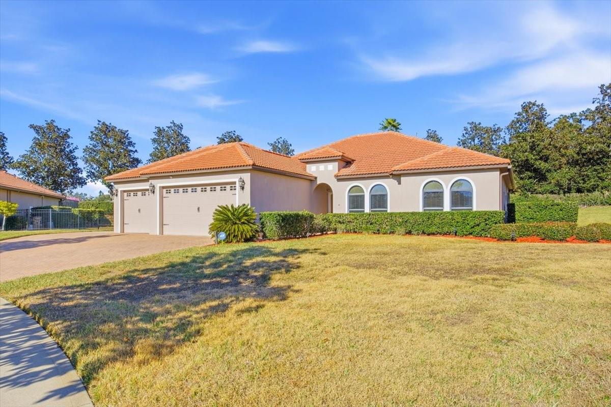 10220 Yonaomi Circle, FL