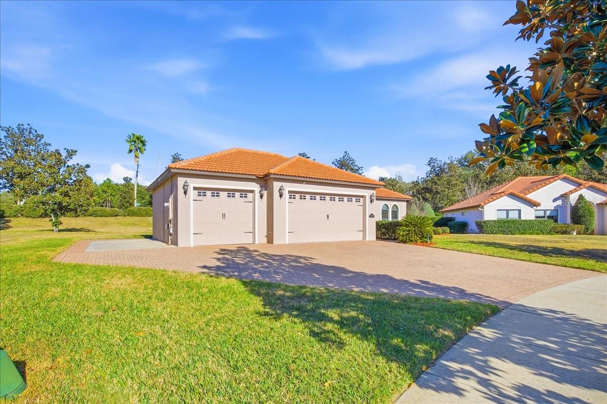 10220 Yonaomi Circle, FL