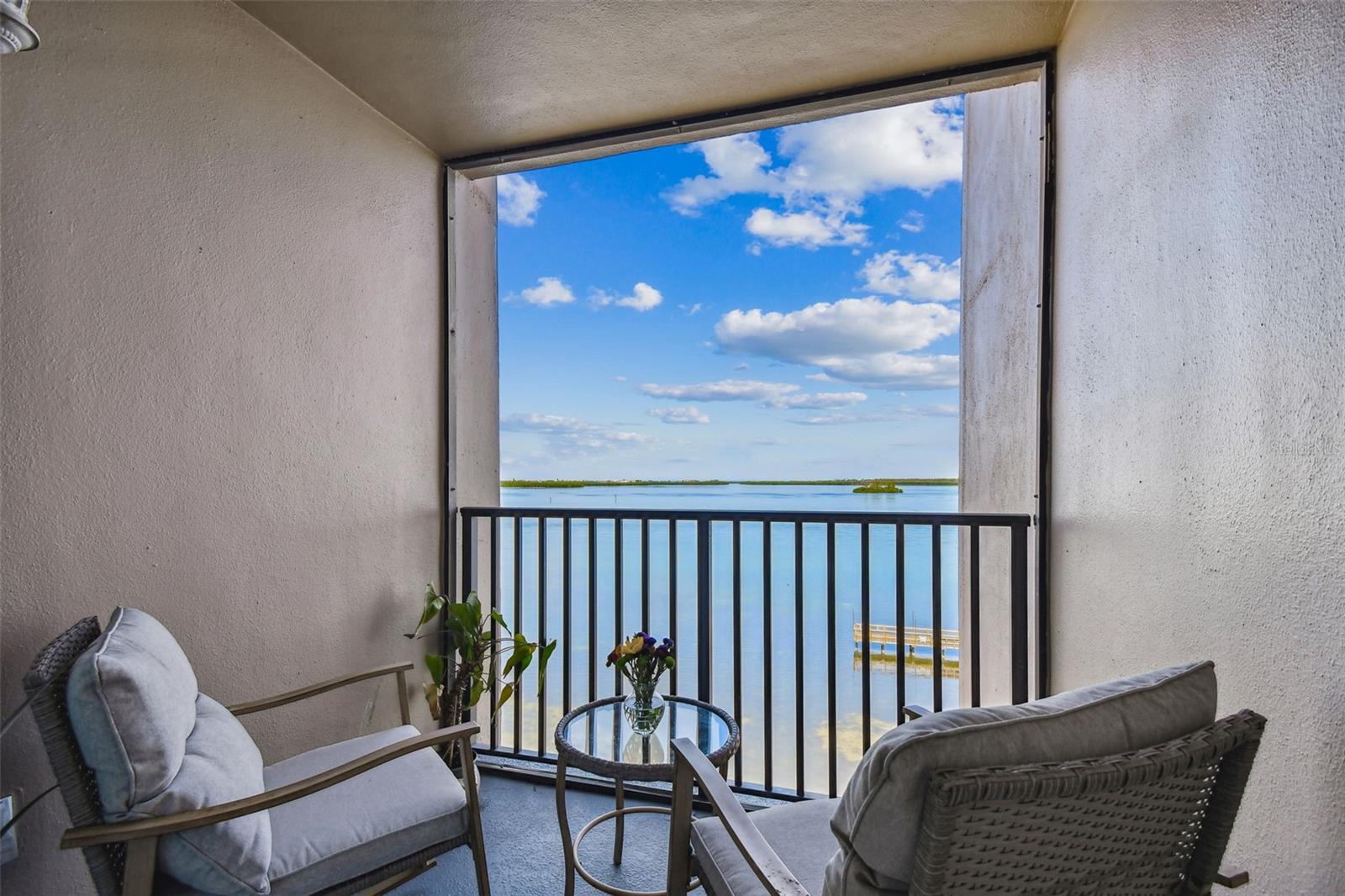634 Edgewater Drive, FL