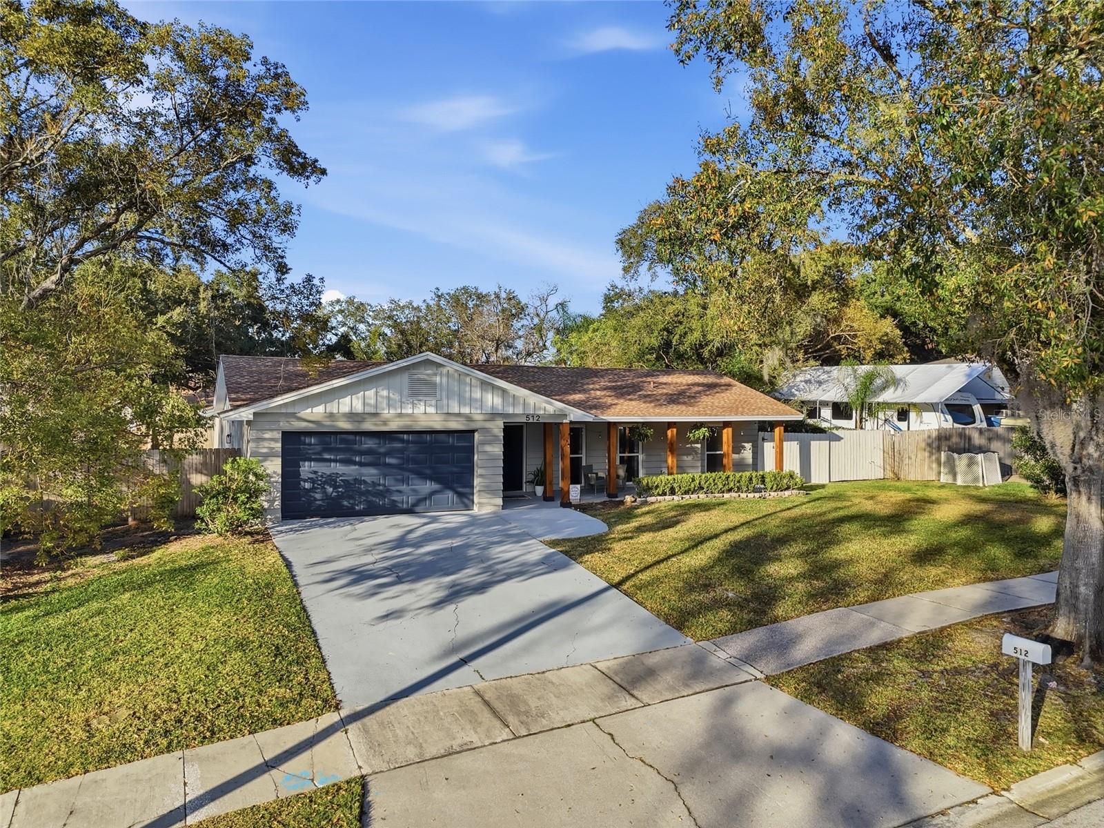 512 Garden Heights Drive, FL