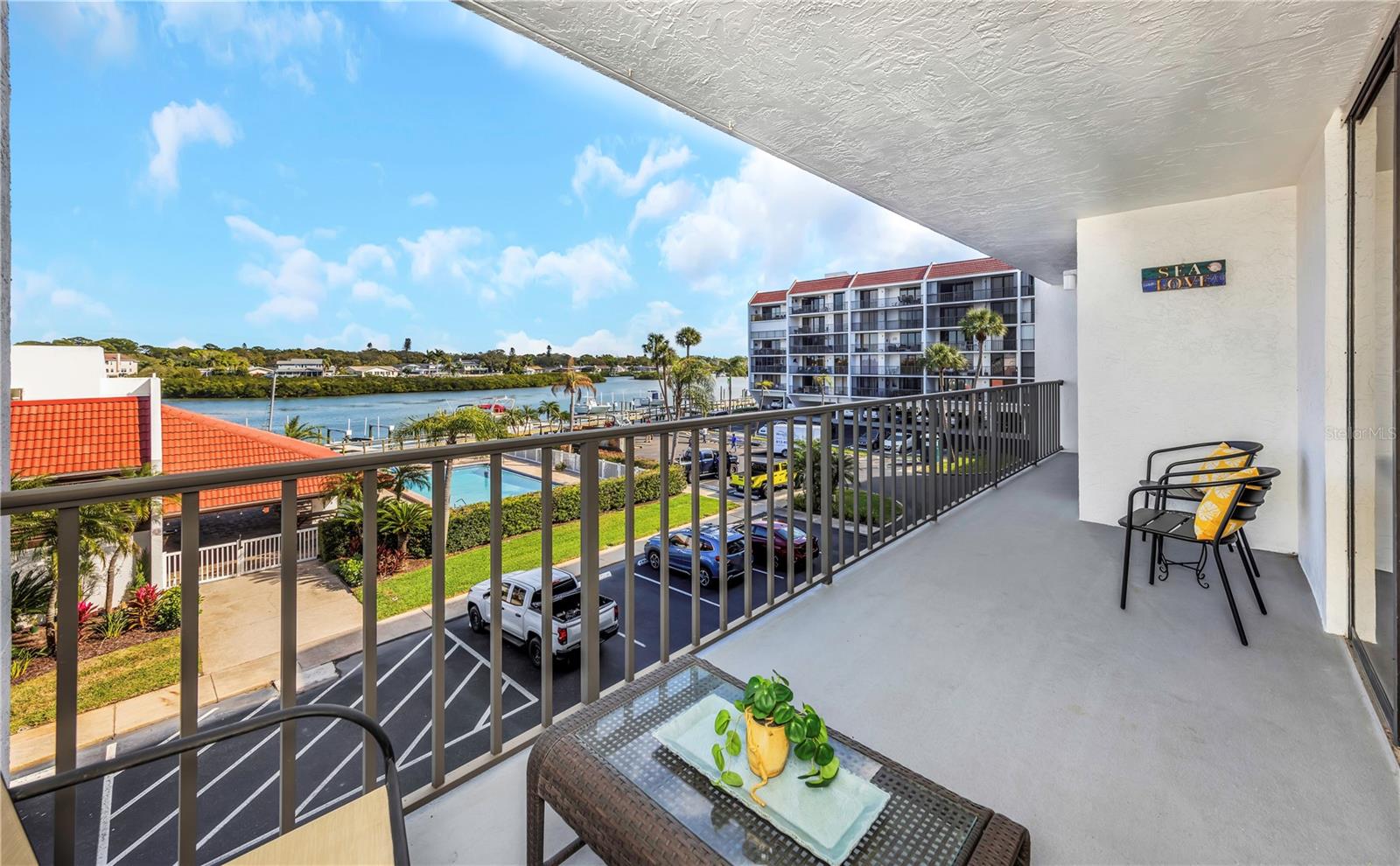 19111 Vista Bay Drive, FL