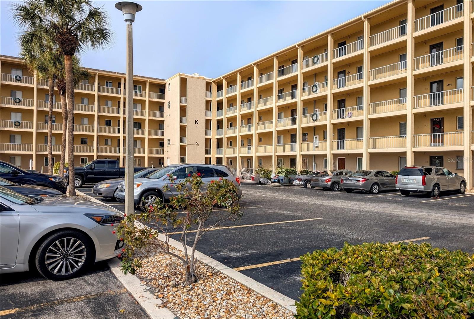 3562 Lake Bayshore Dr #Unit K-202, FL
