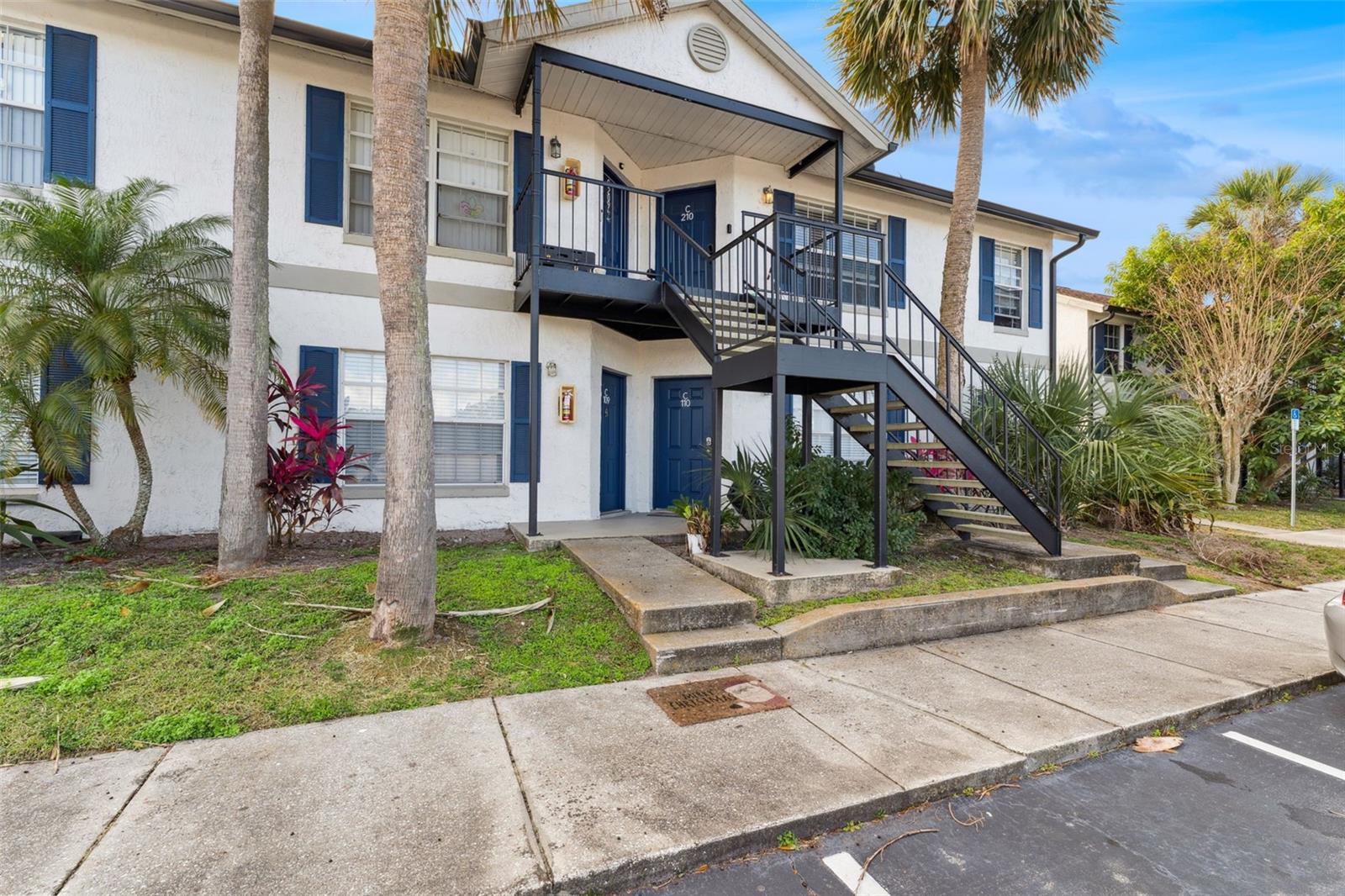 3651 Goldenrod Road, FL