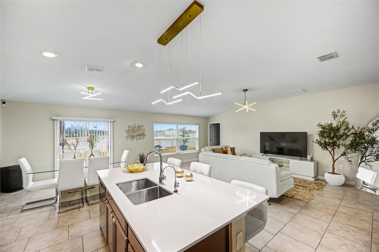 3960 Guernsey Bend, FL