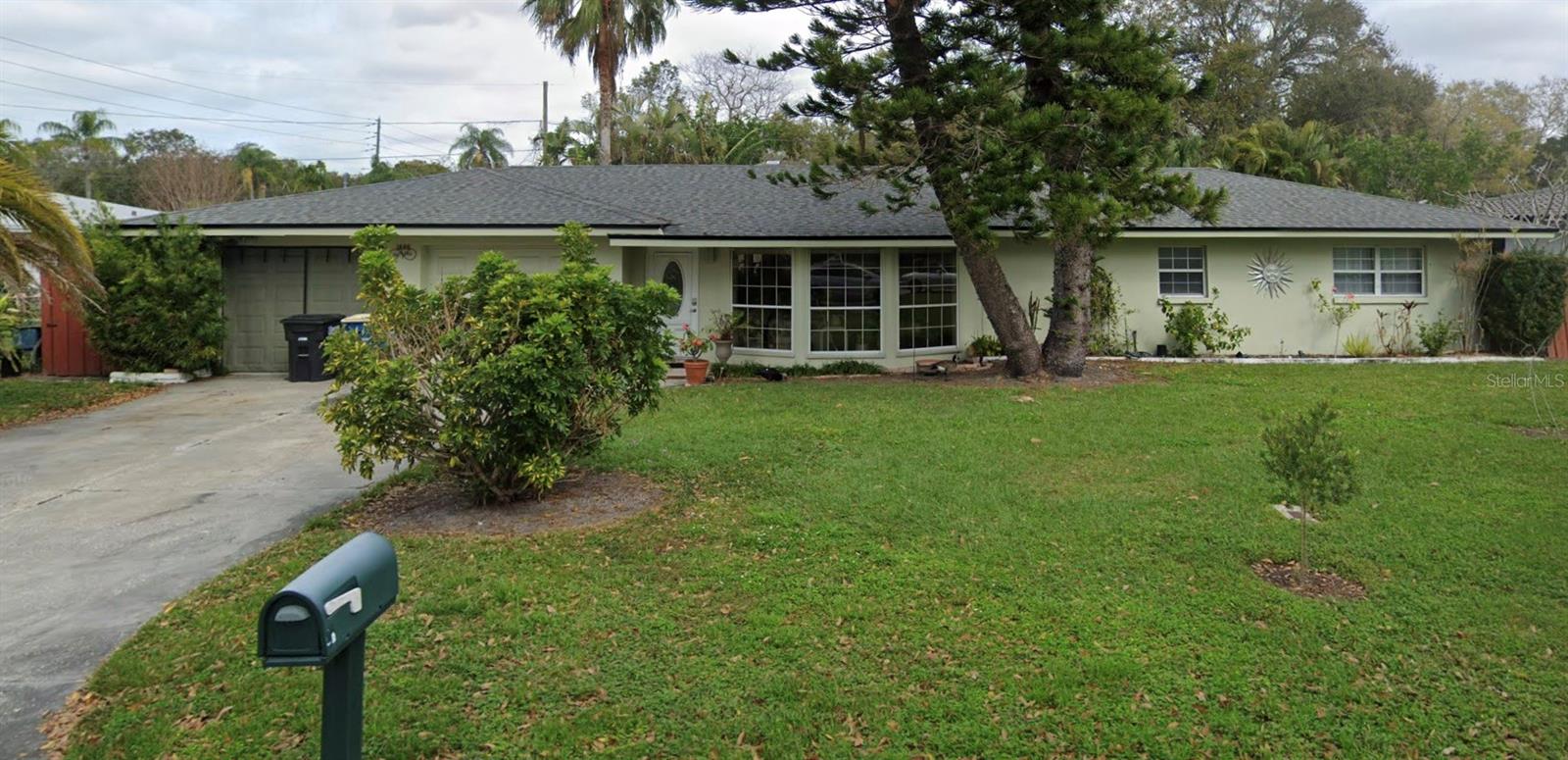 1806 Beverly Circle, FL