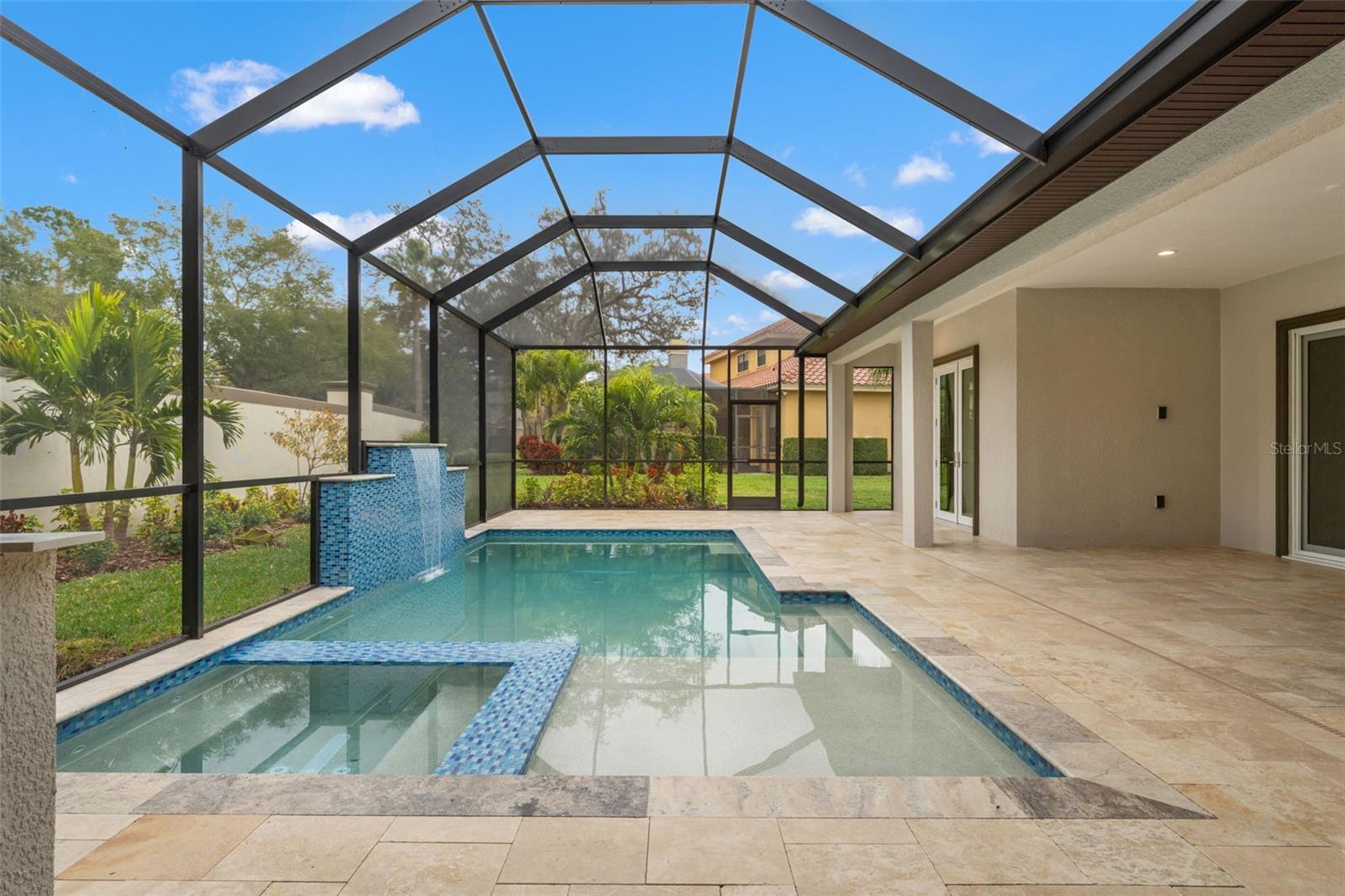 10700 Pontofino Circle, FL
