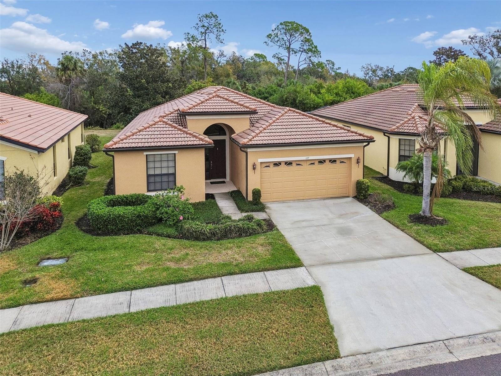 127 Silver Falls Drive, FL