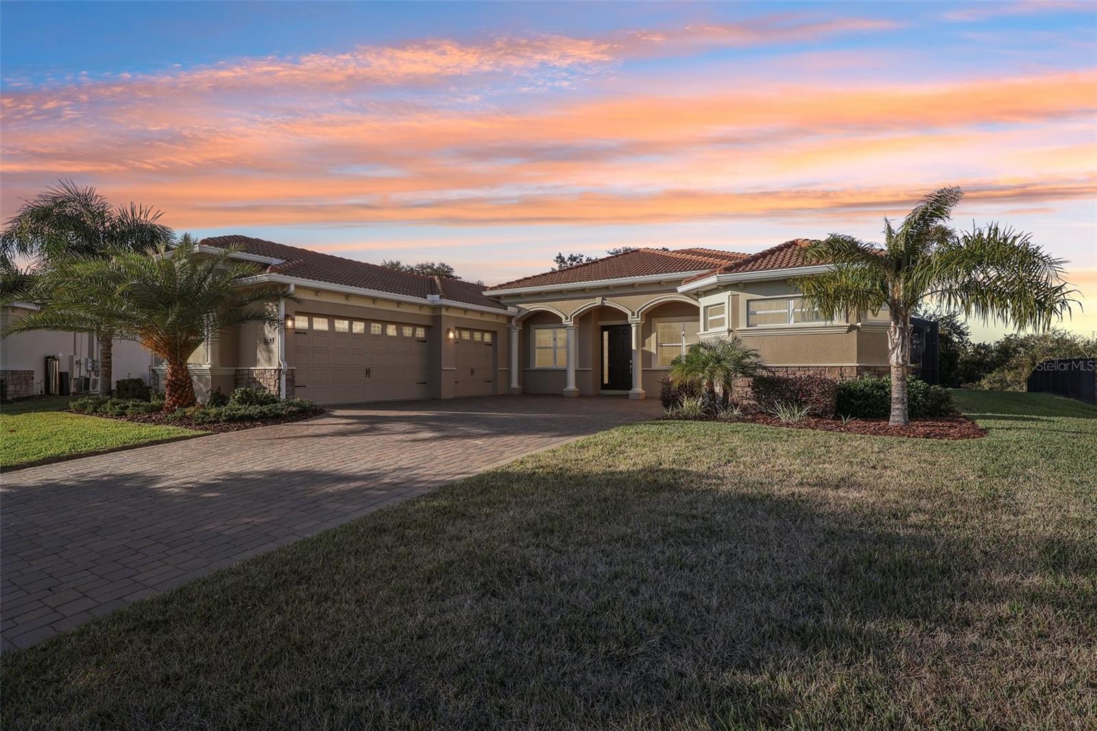 8847 Fallen Oak Dr, FL