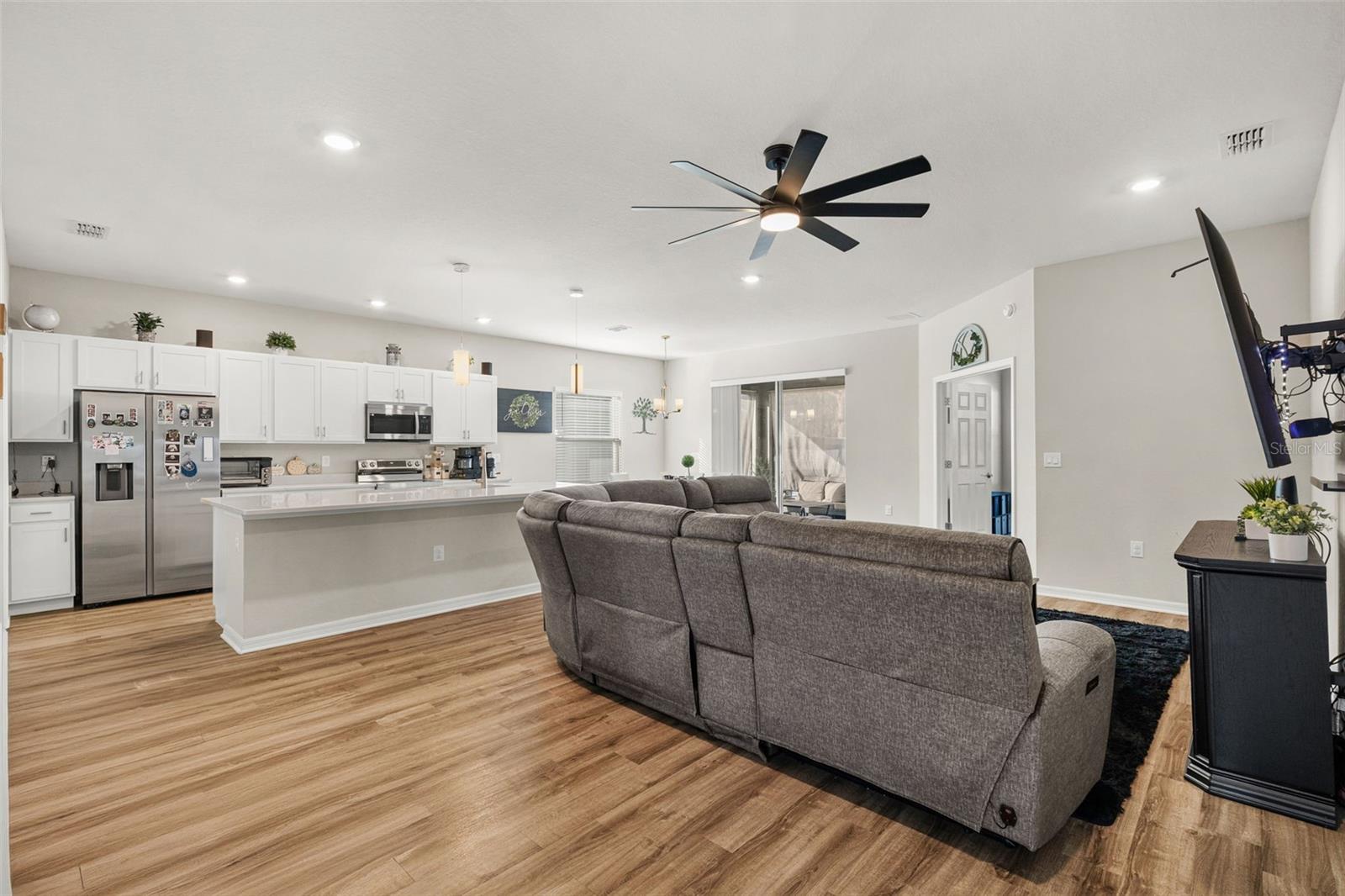 1056 Aruba Avenue, FL