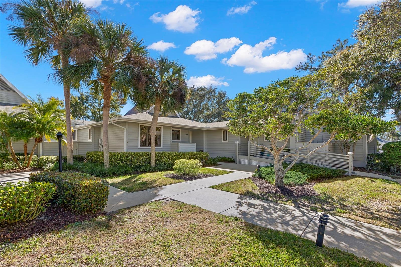 1013 Caravel Ct, FL