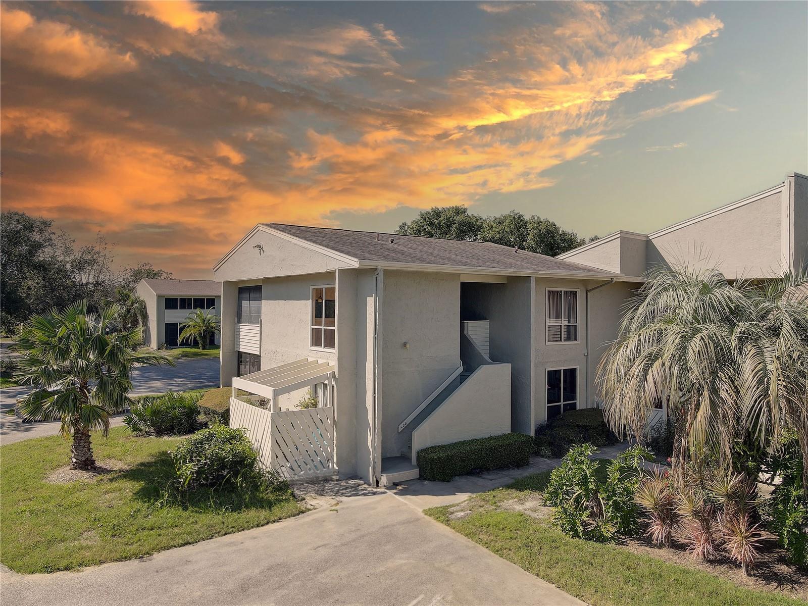 428 Windrush Bay Drive, FL