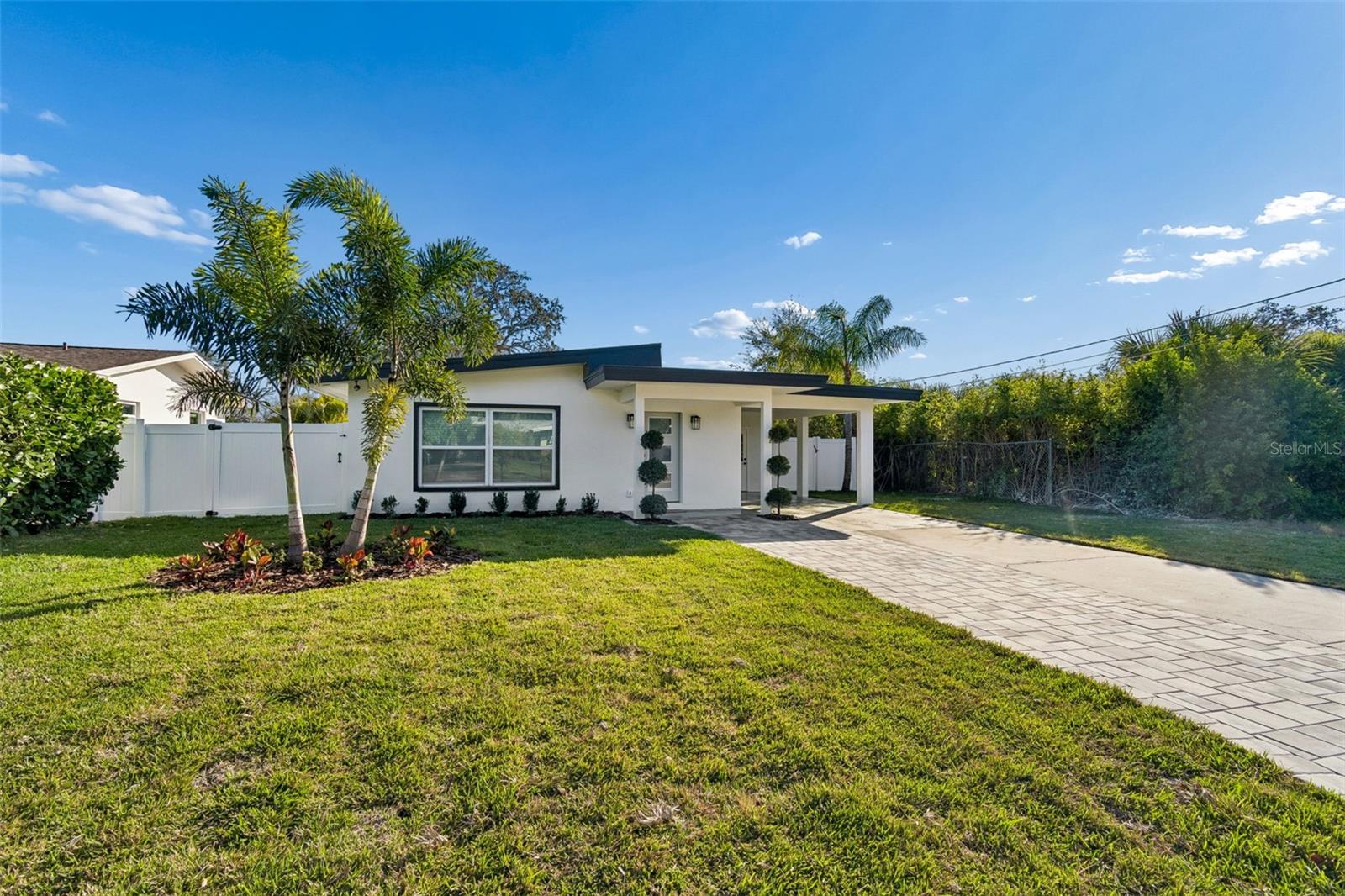 224 Timberlane Drive, FL