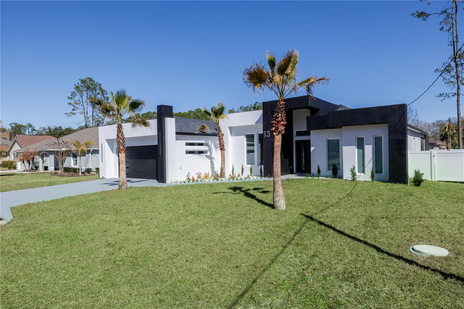 13 Edith Ln, FL