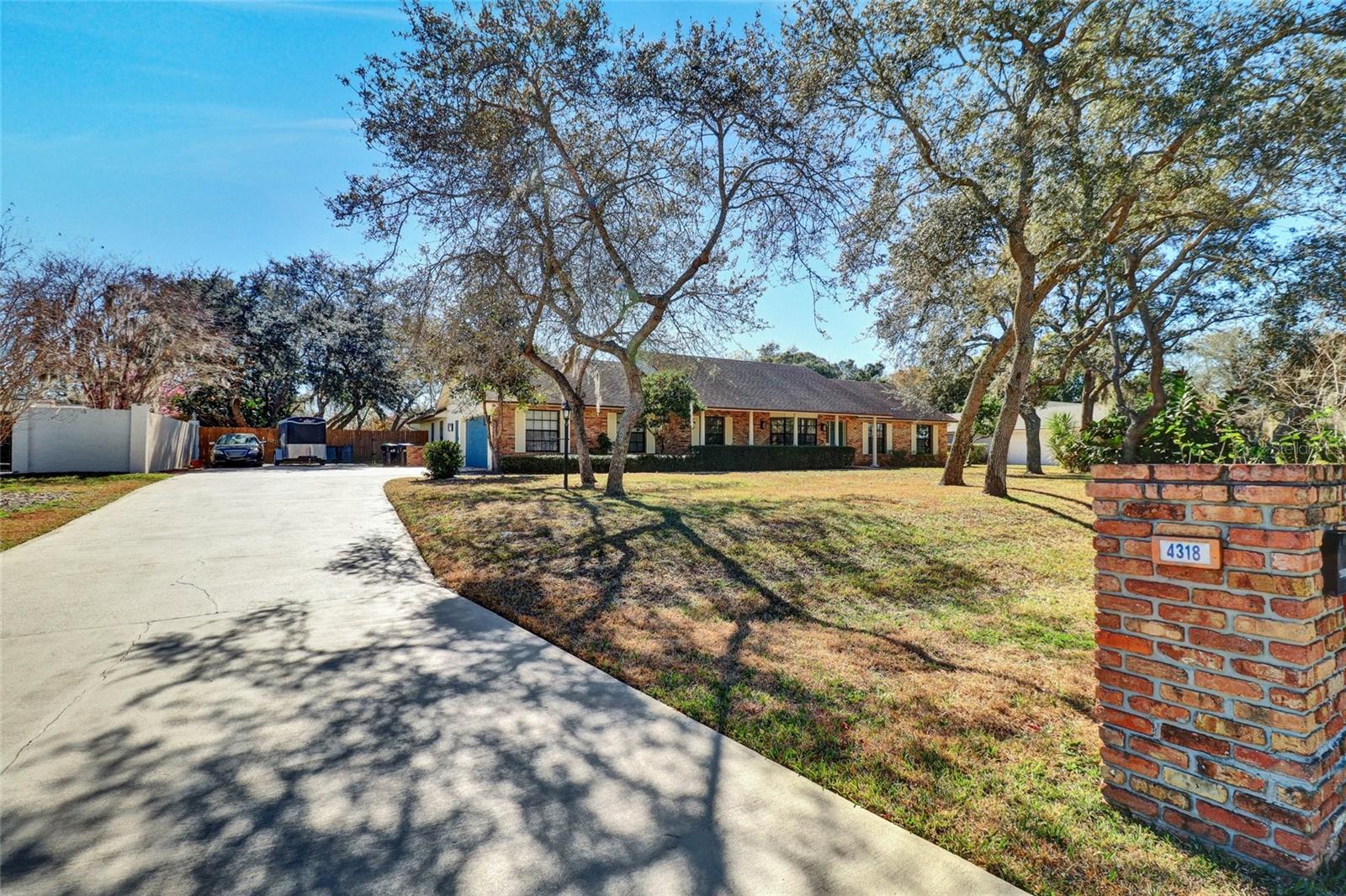 4318 Woodtree Lane, FL