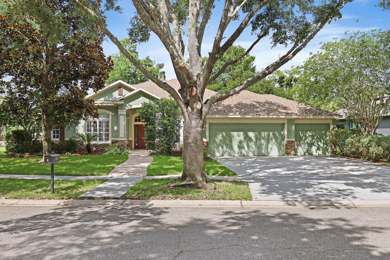 15239 Kestrelrise Drive, FL