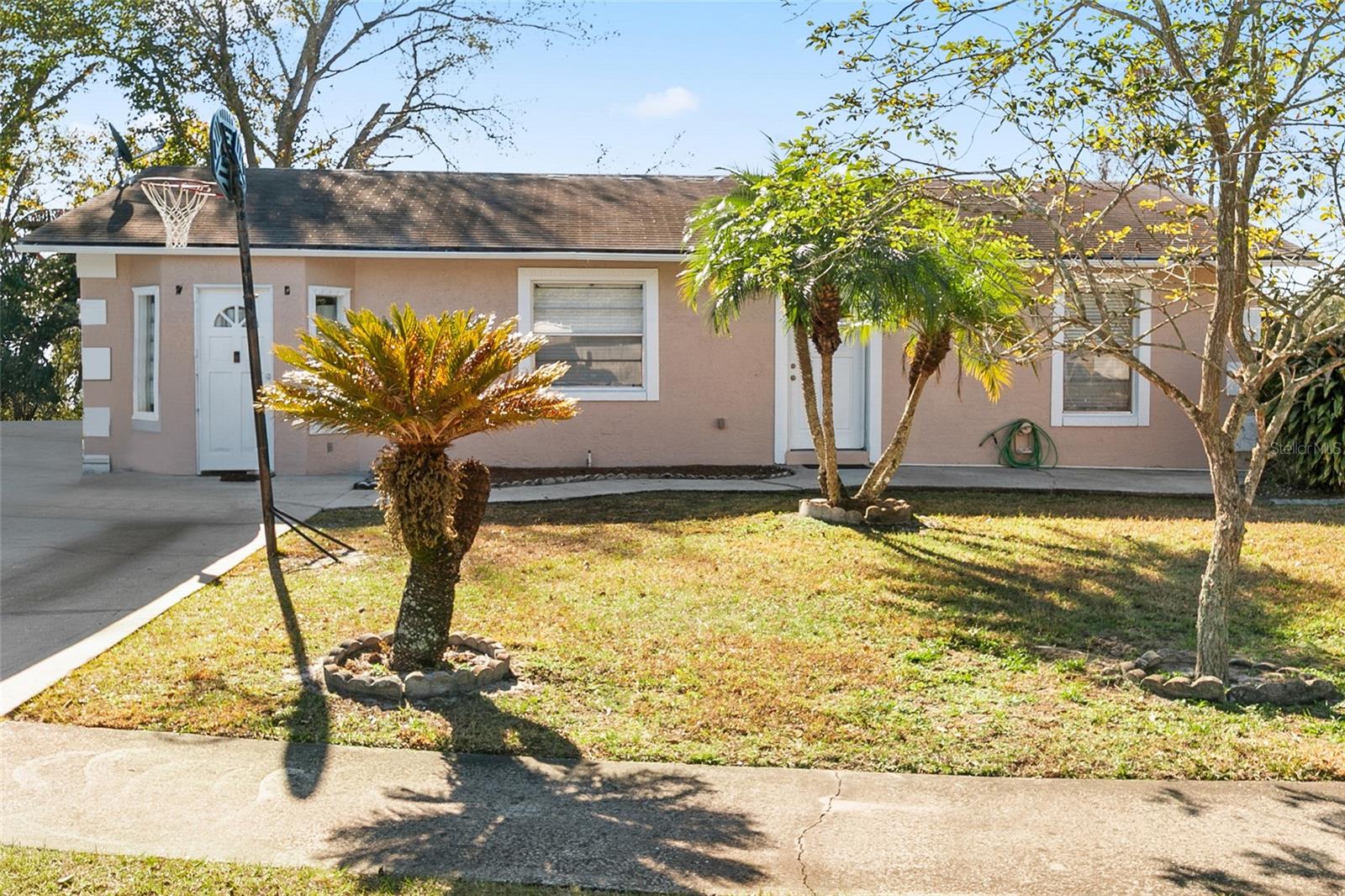 230 Roosevelt Square, FL