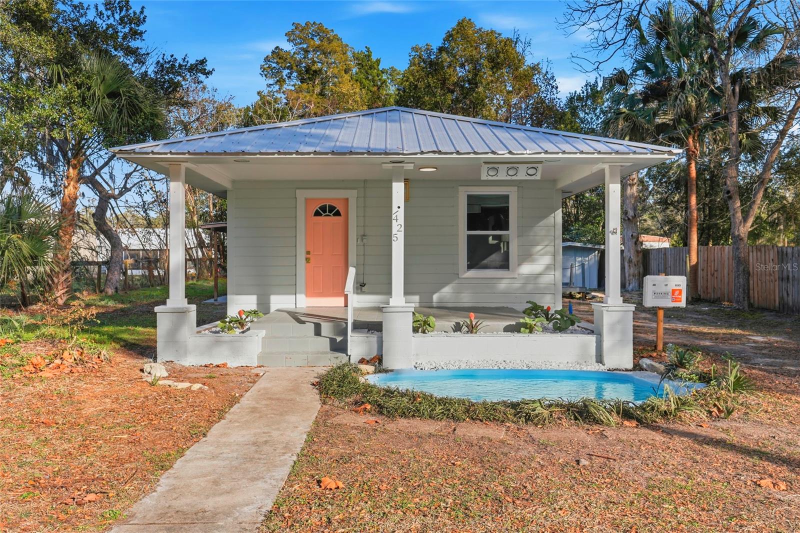 425 2nd Street, FL