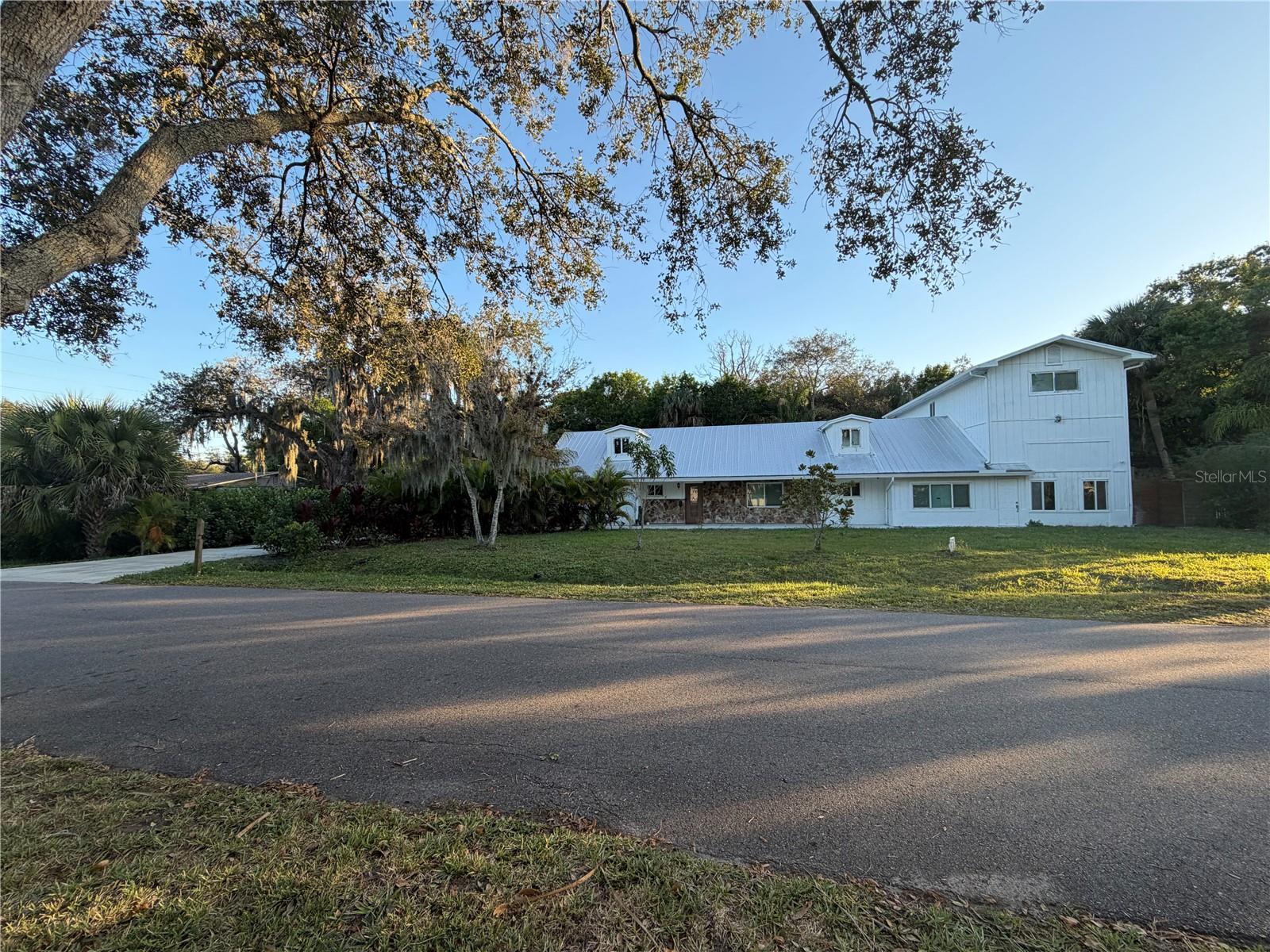 2559 Rainbow Drive, FL