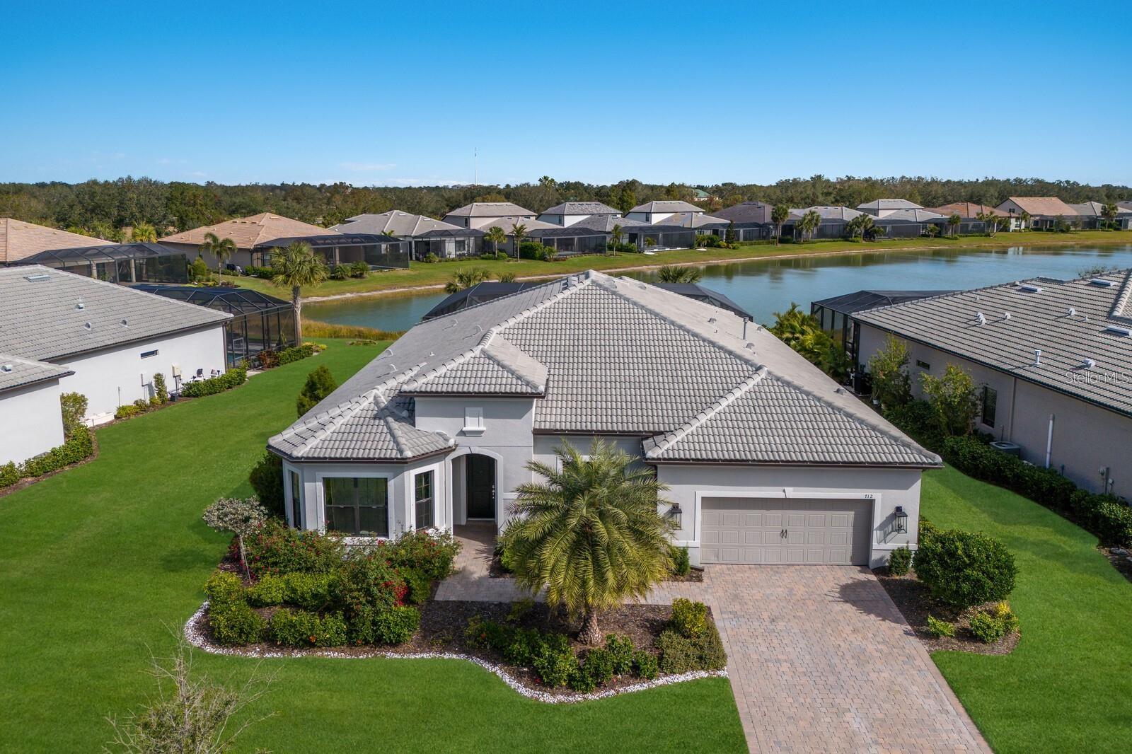 712 Sigsbee Loop, FL