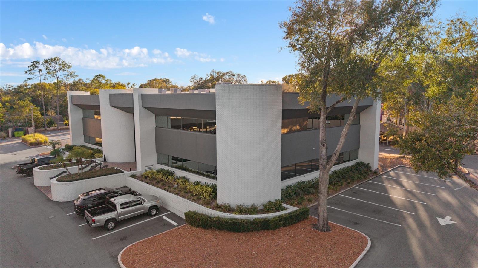 890 N State Road 434, FL