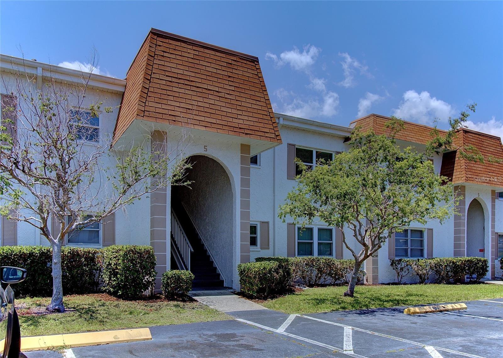 379 Mcmullen Booth Road, FL