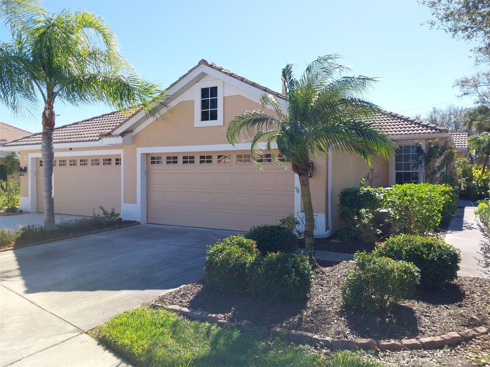 5641 Hidden Oak Ct, FL