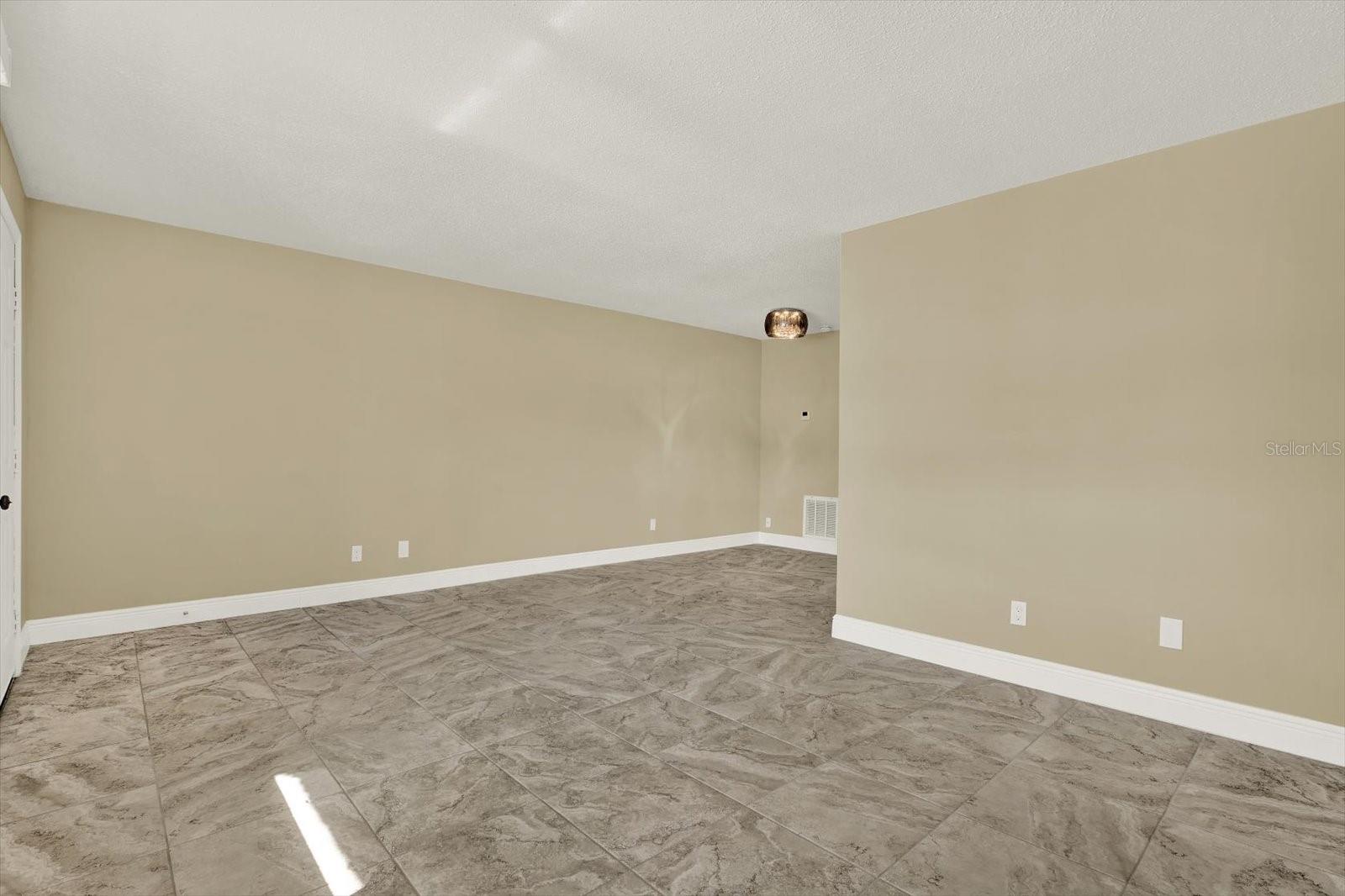 9125 Tudor Drive, FL
