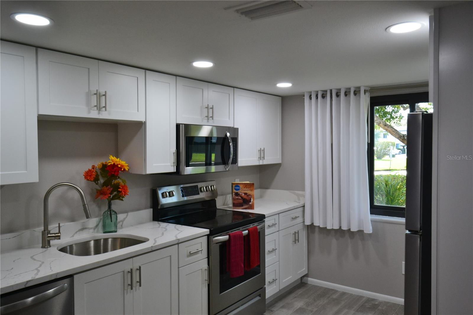 135 Cypress Court, FL