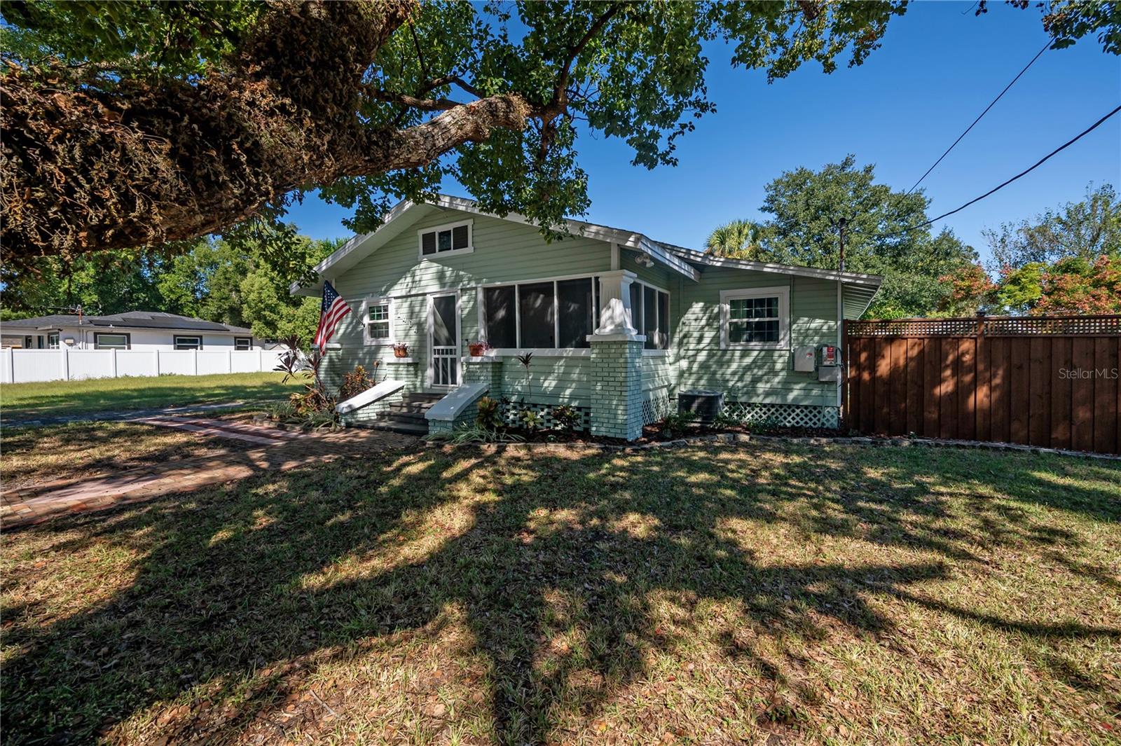 1404 Cayuga Street, FL