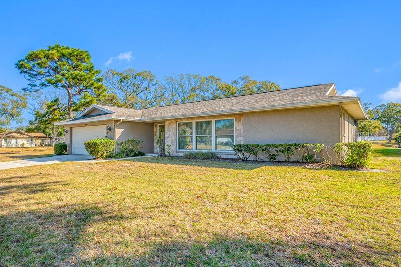 3241 Buckhorn Dr, FL