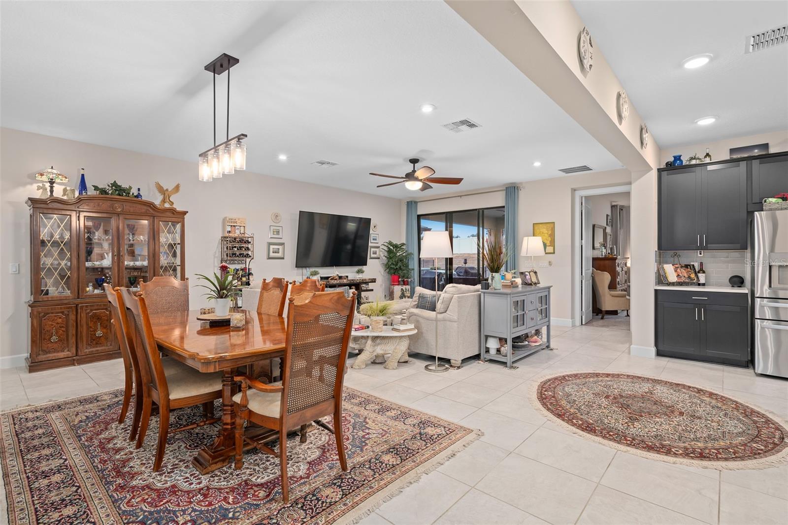 915 Braewood Drive, FL