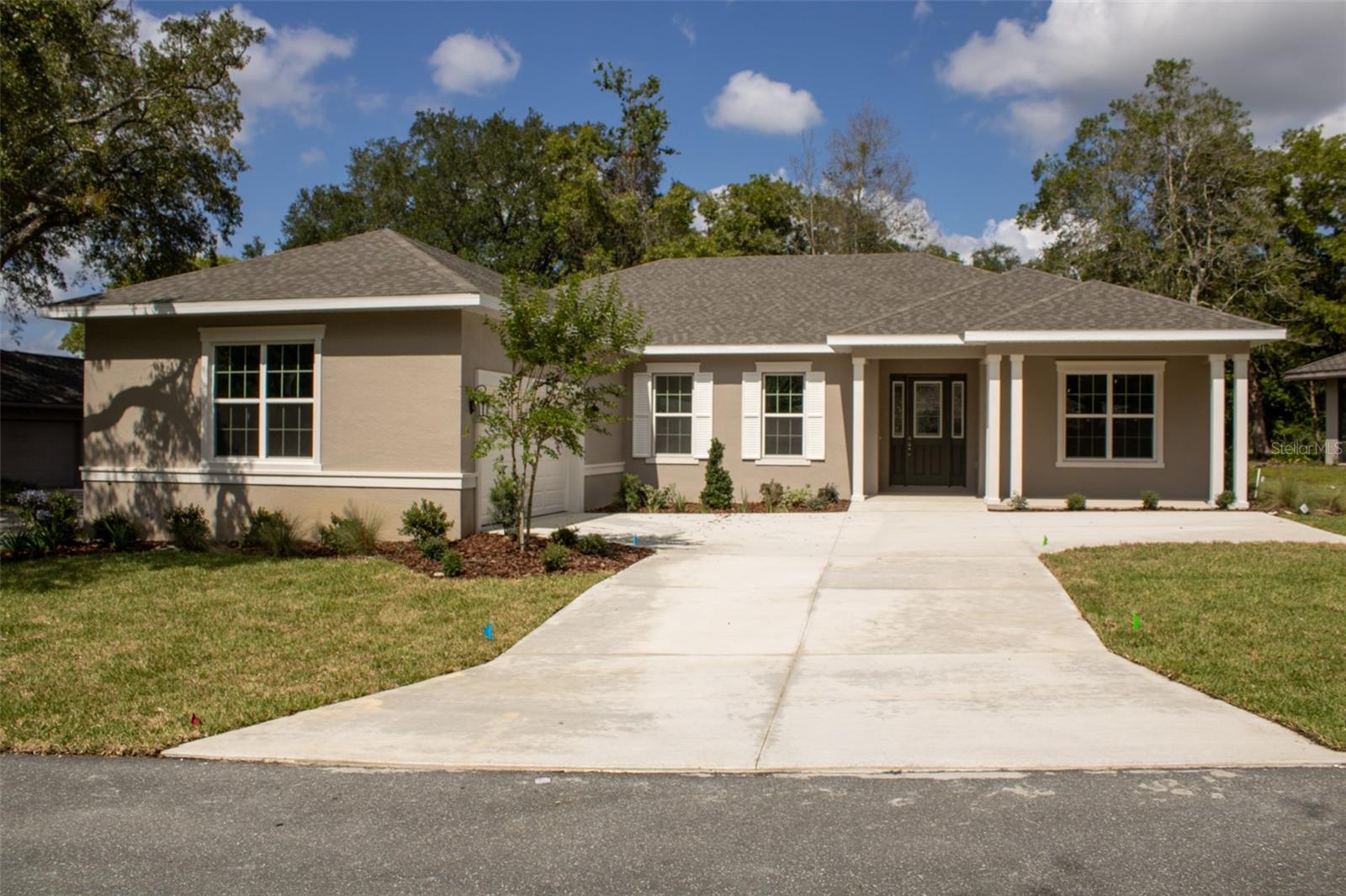 3030 W Bermuda Dunes Dr, FL