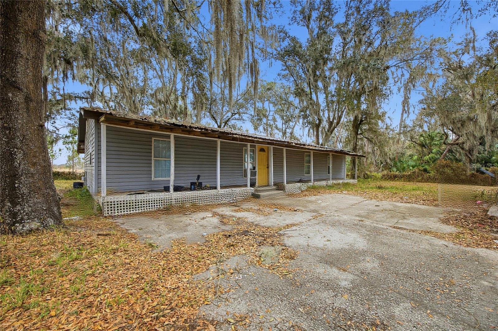 1823 Welcome Road, FL