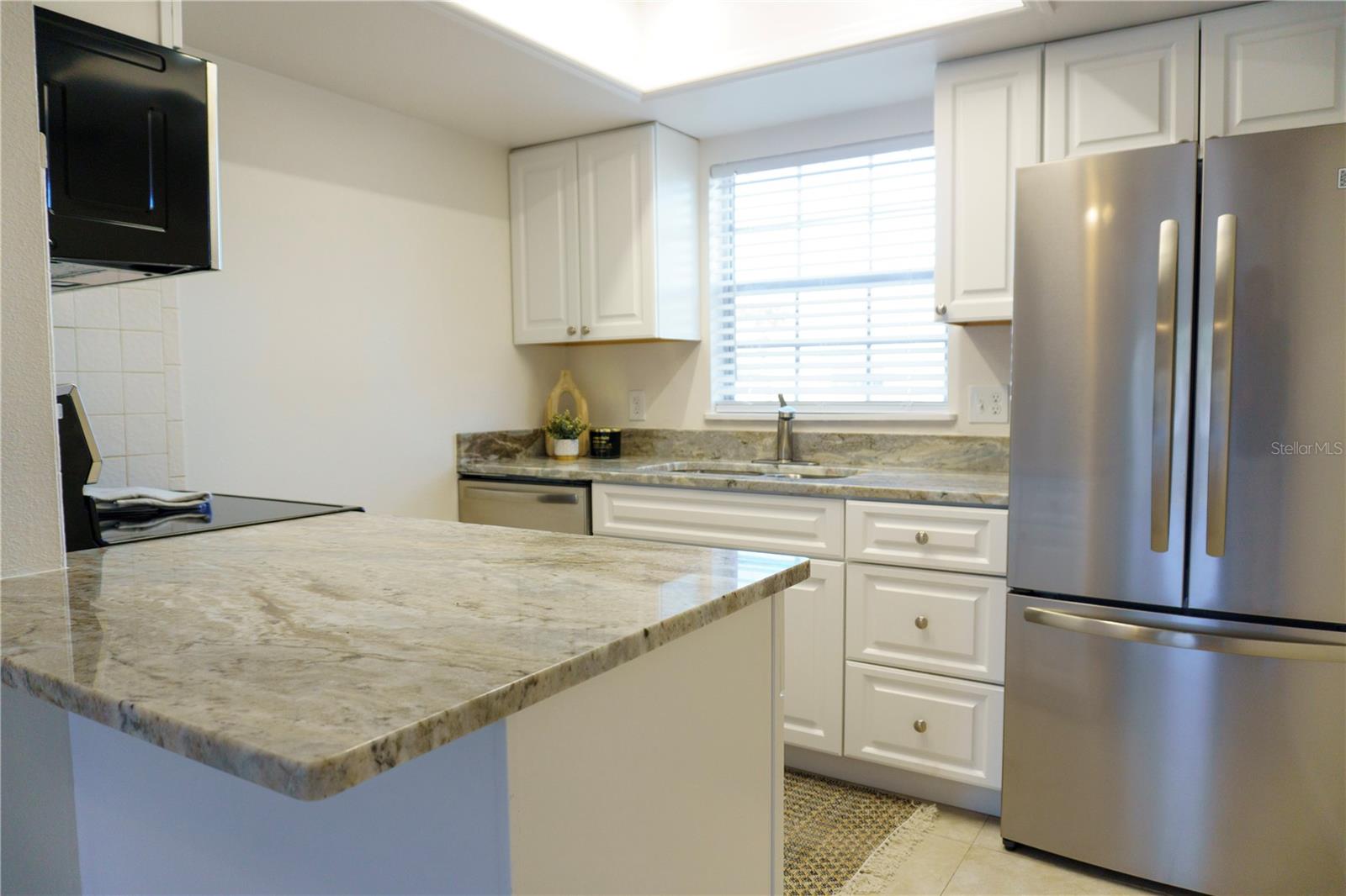 4725 Avon Court, FL