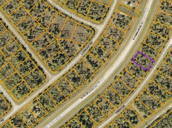 Ewen Drive, FL