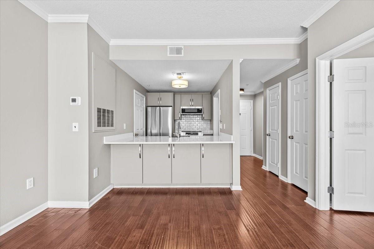 800 Dakota Avenue, FL