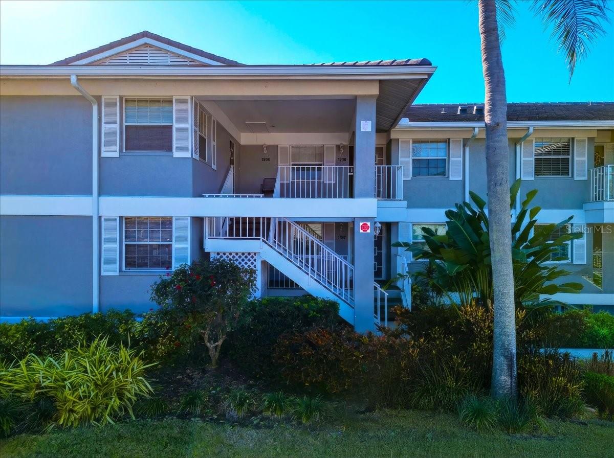 1233 Edgewater Circle, FL