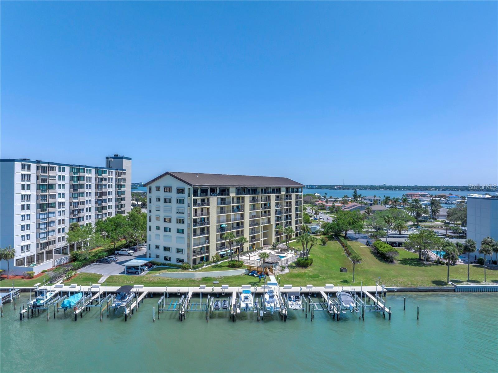 650 Island Way #204, FL