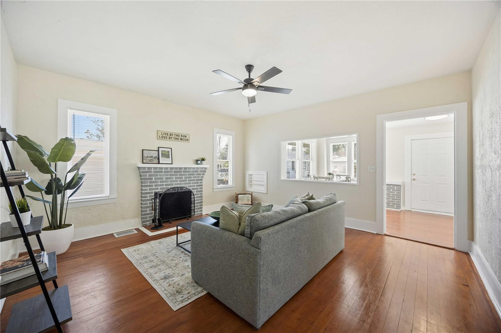 2710 3rd Avenue, FL