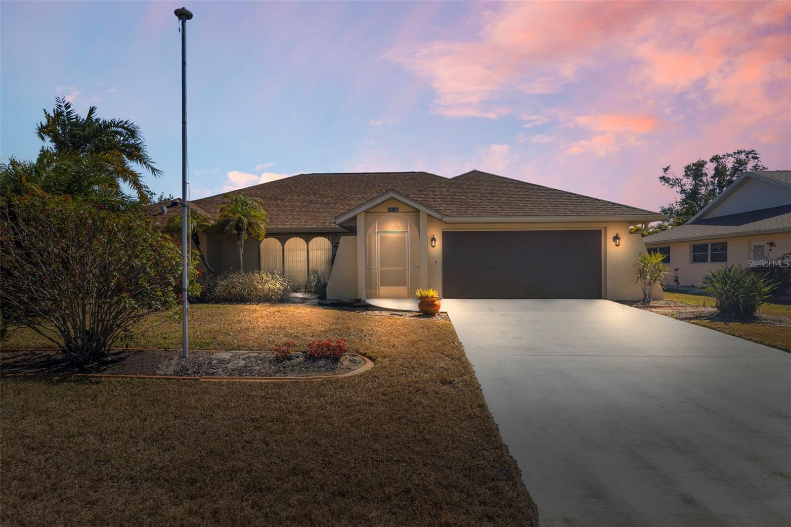 26145 Dunedin Court, FL
