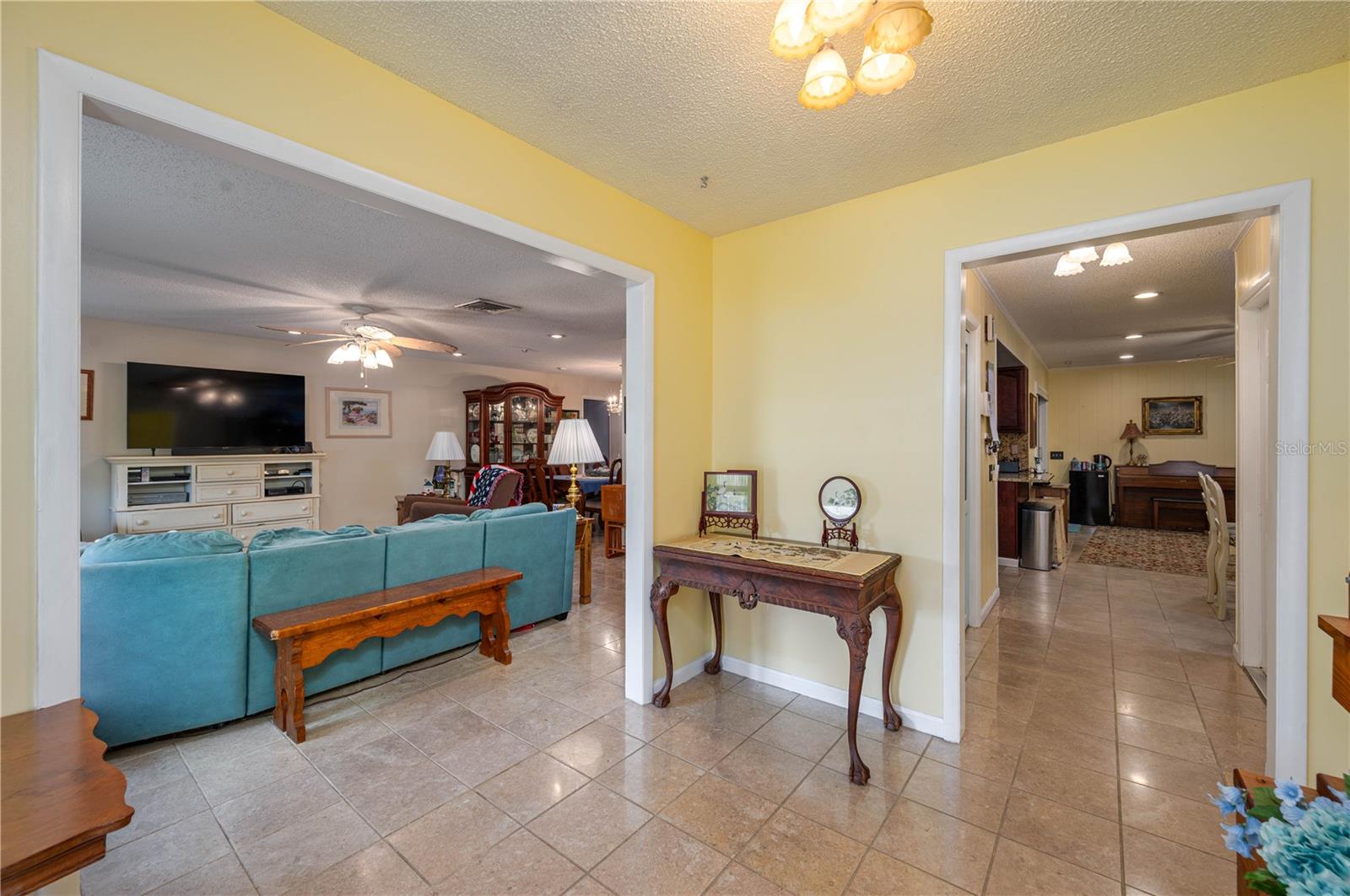 305 Hernando Road, FL