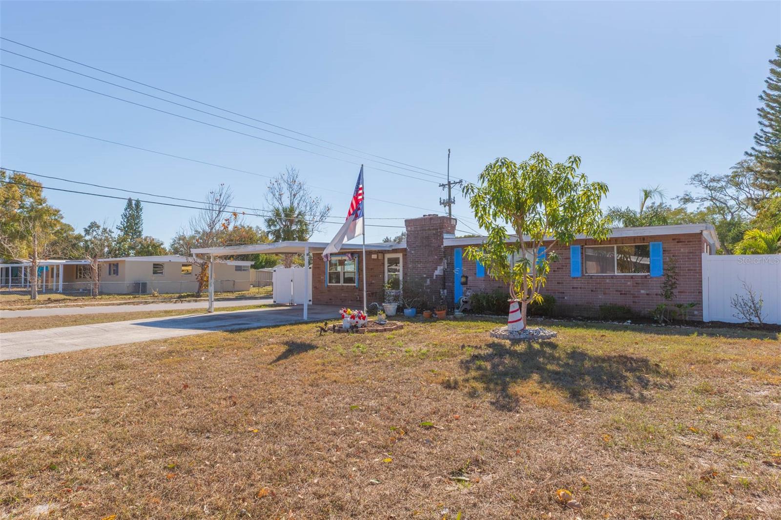 4102 Fairview Heights, FL