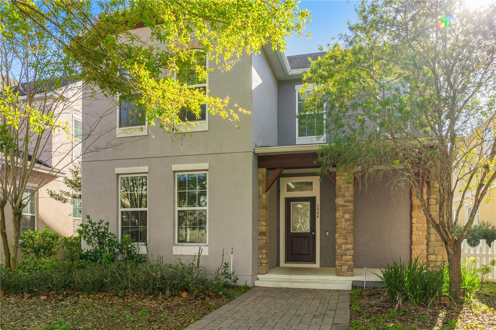 6844 Sundrop Street, FL