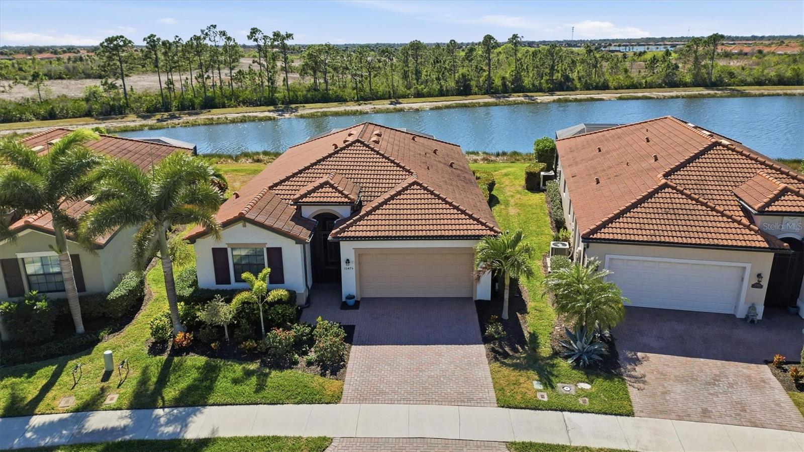 10475 Medjool Dr, FL