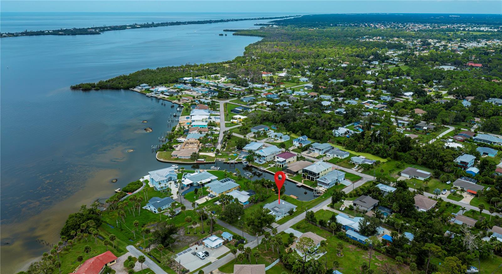 352 Oak Street, FL