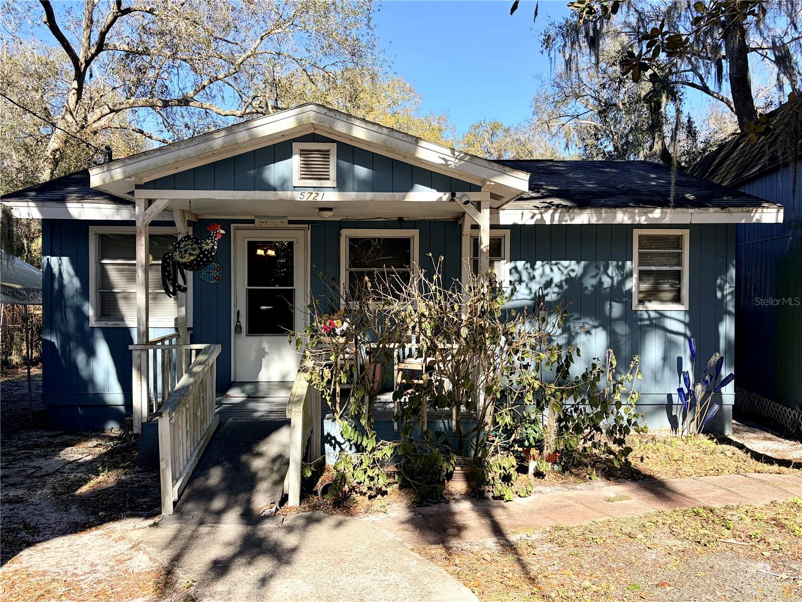 5721 Live Oak Drive, FL