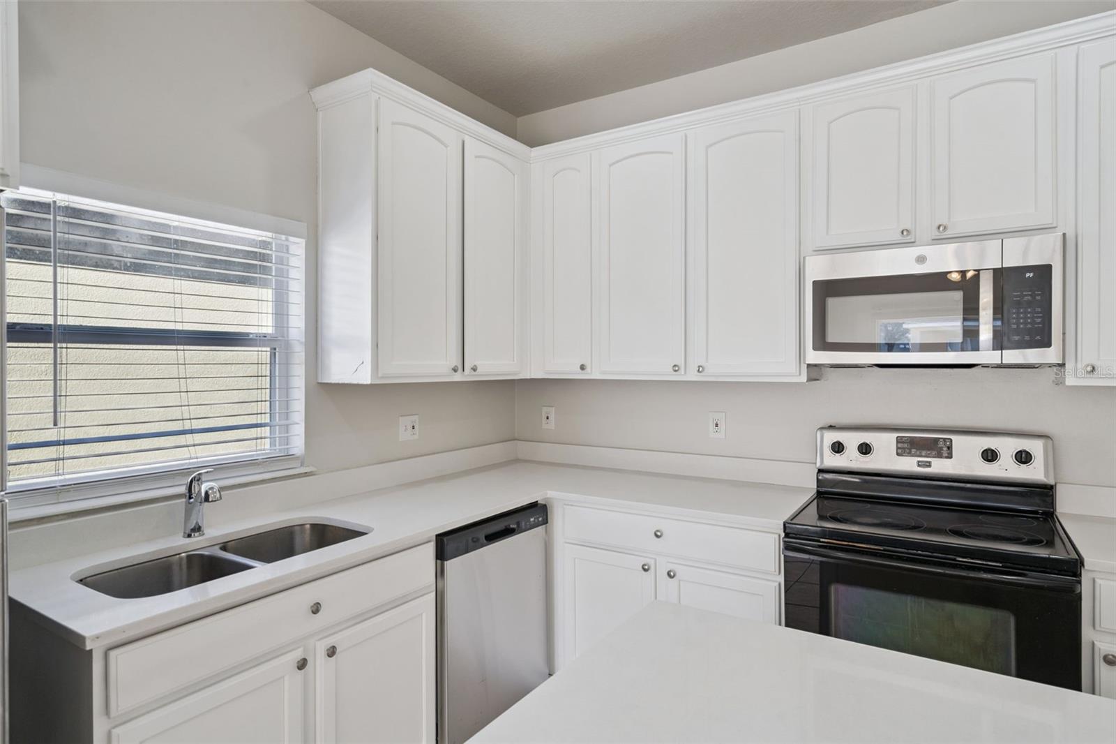 2104 Justice Lane, FL