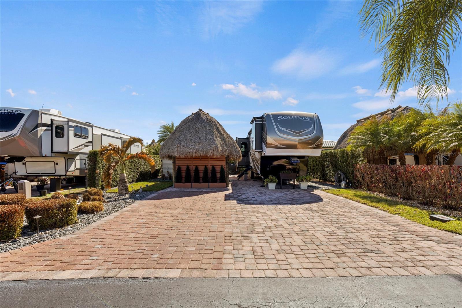 532 Sw 38th Trce, FL