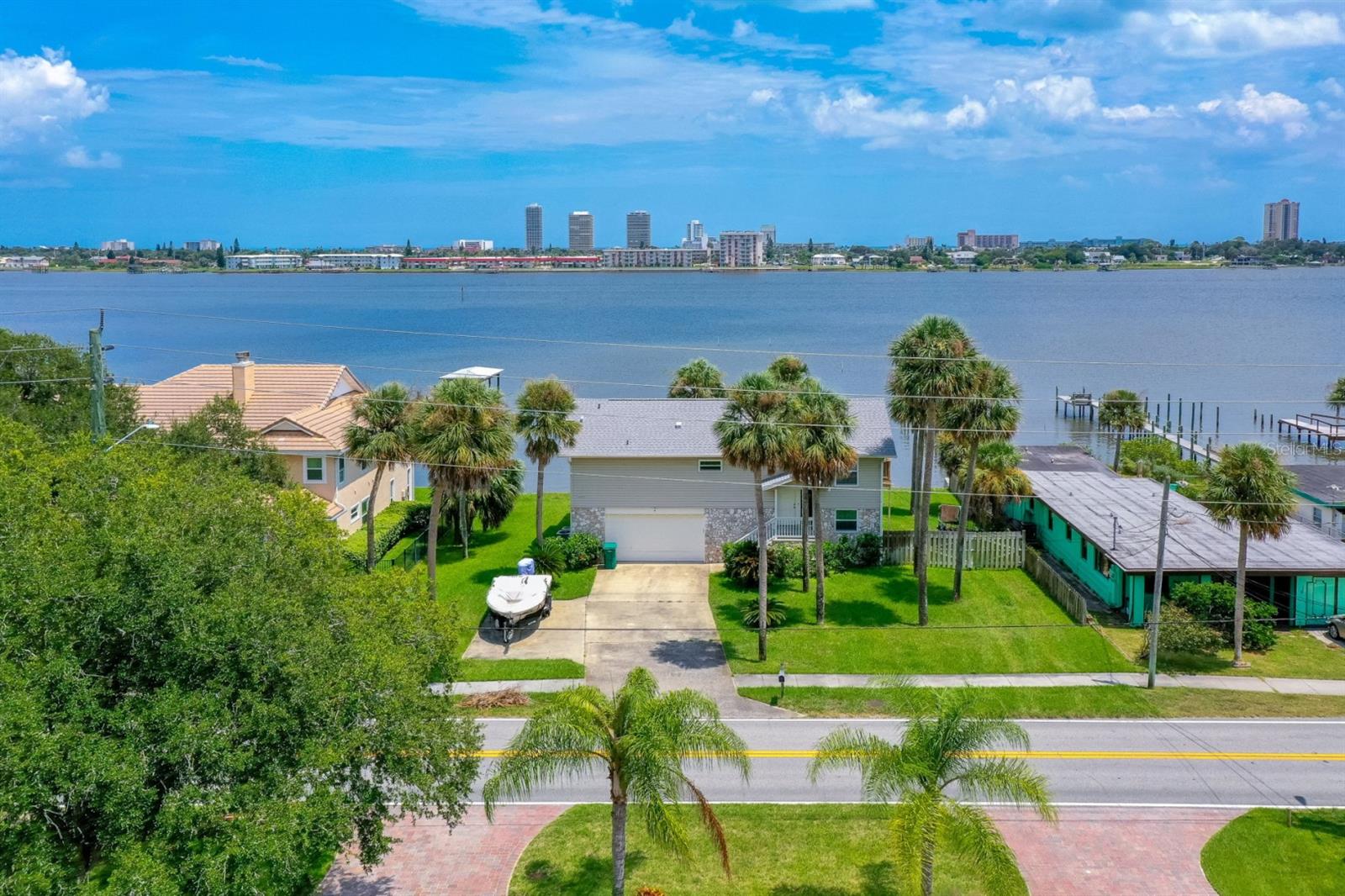 1633 Riverside Dr, FL